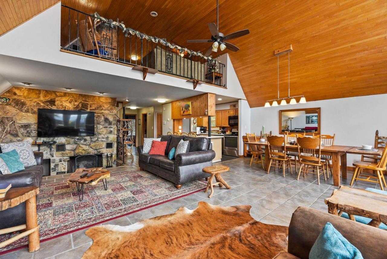 Smokystays Private Pool Chalet Гатлінбург Екстер'єр фото