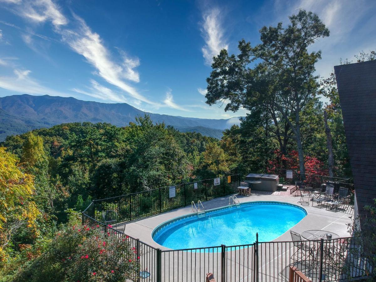 Smokystays Private Pool Chalet Гатлінбург Екстер'єр фото